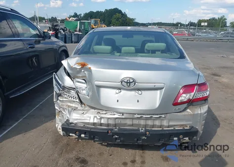 2010 Toyota Camry Le z USA, uszkodzony, nr VIN 4T1BF3EK5AU101415